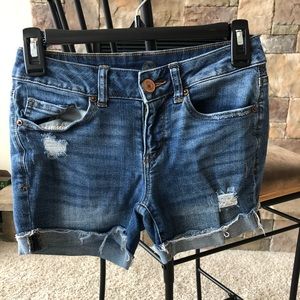 Low Rise Medium Wash Midi Shorts